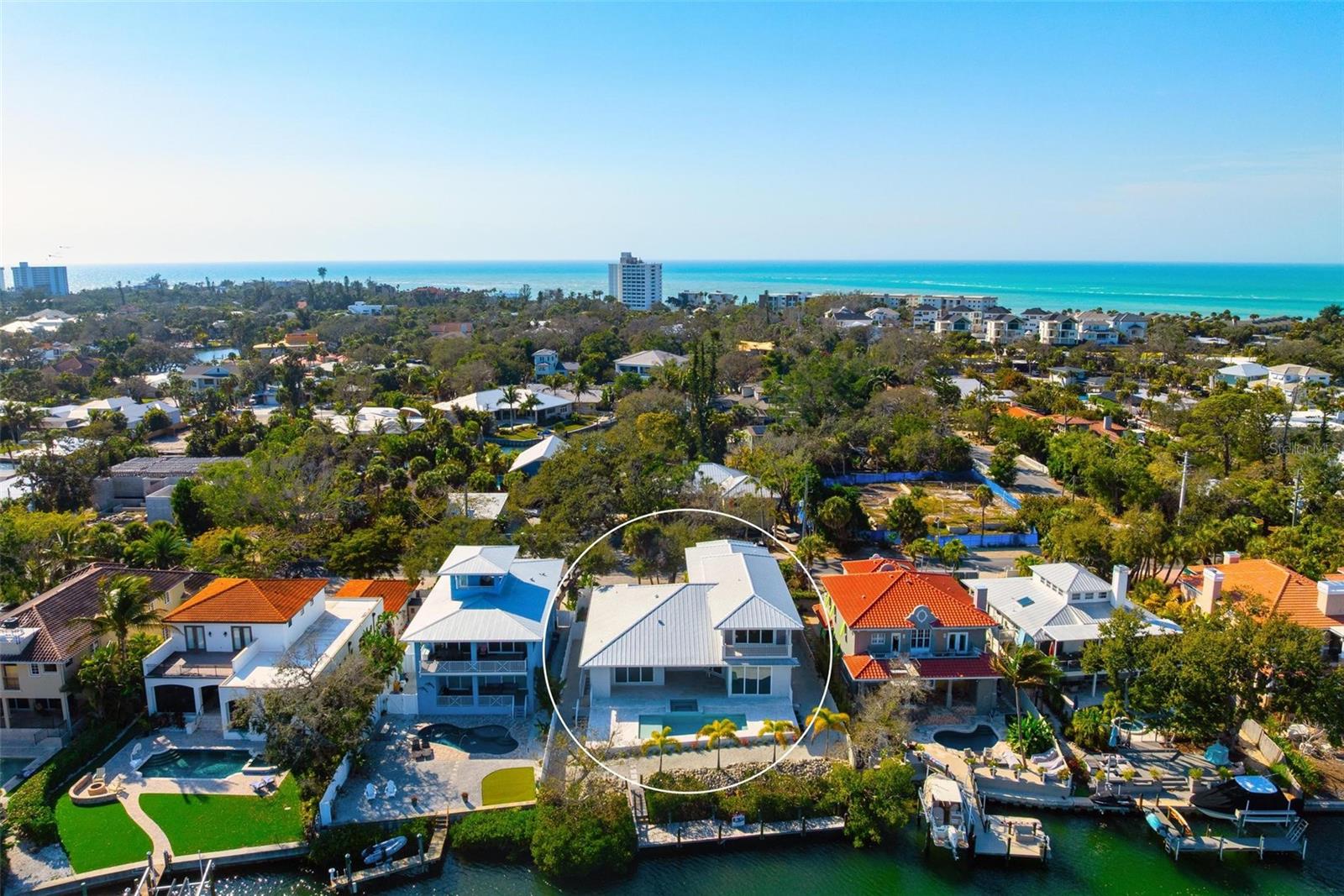 SIESTA BEACH - Residential