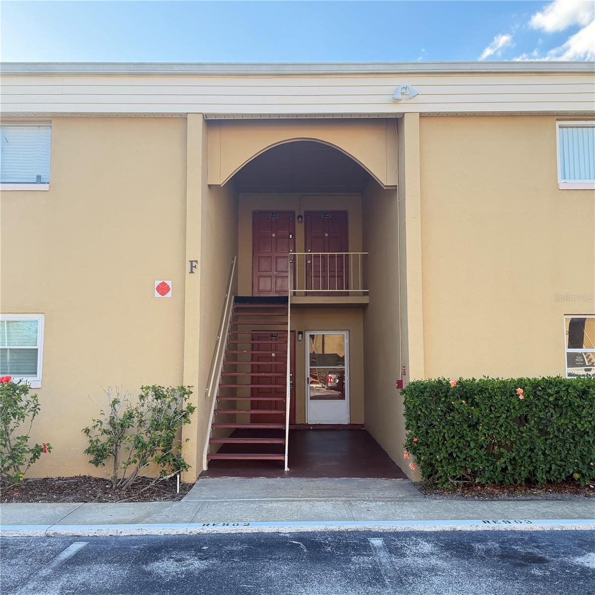 ASHWOOD CONDO - Residential