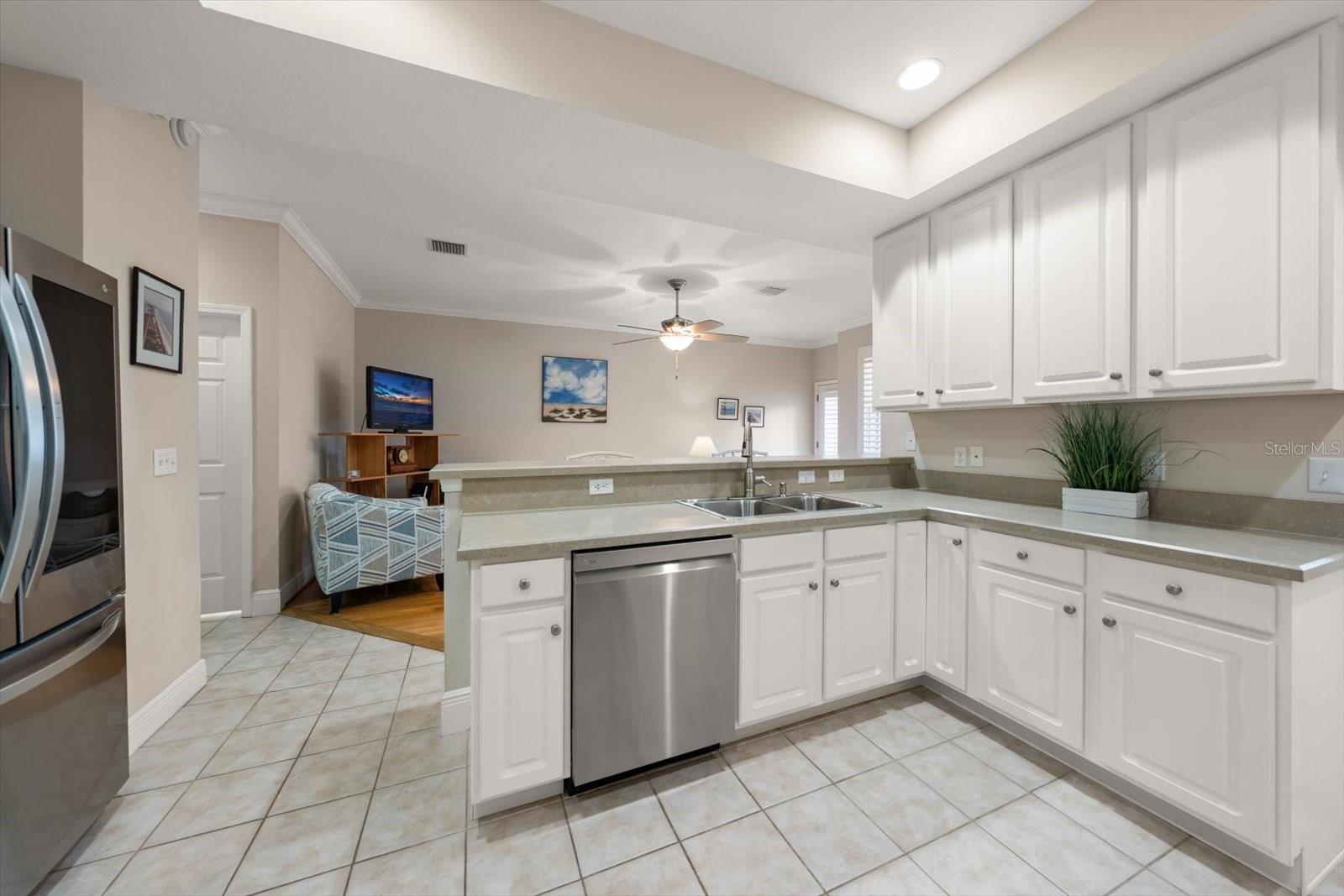 WEST BAY VILLAGE - Residential