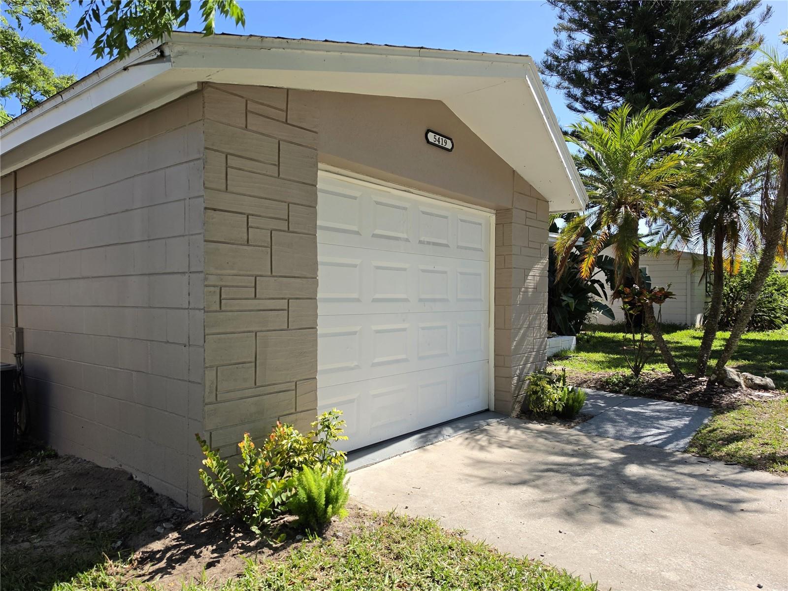 SPRING LAKE ESTATES - Residential