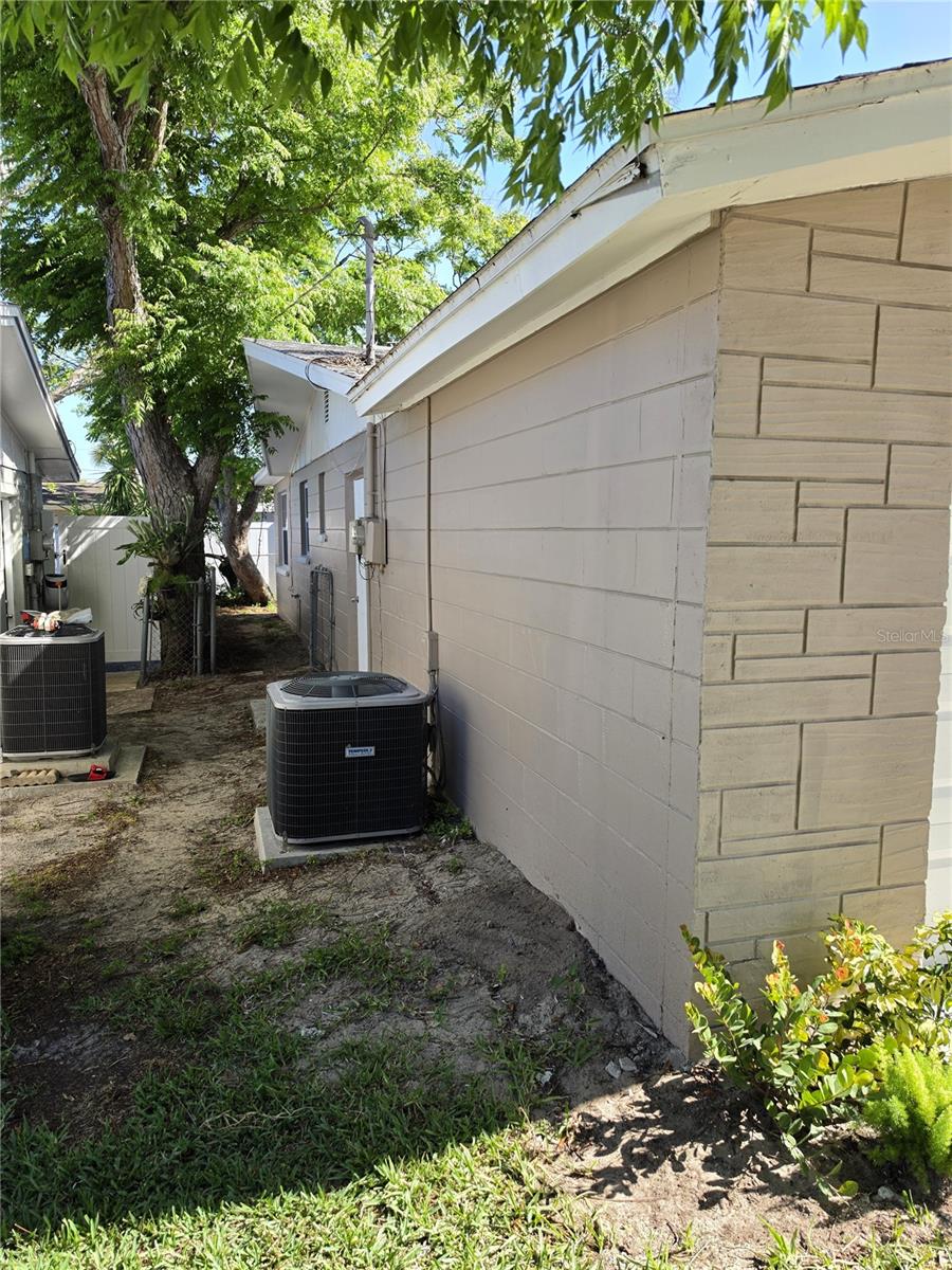 SPRING LAKE ESTATES - Residential