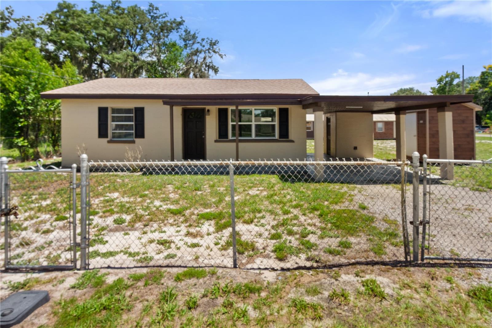 AZALEA PARK - Residential