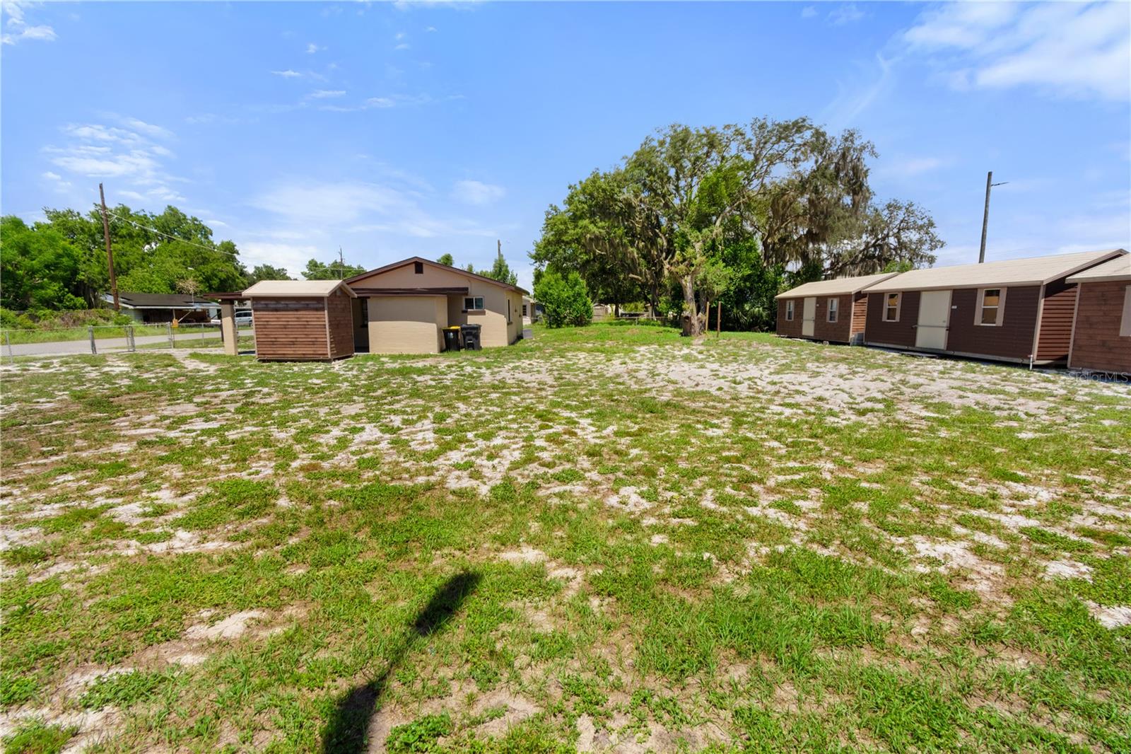 AZALEA PARK - Residential
