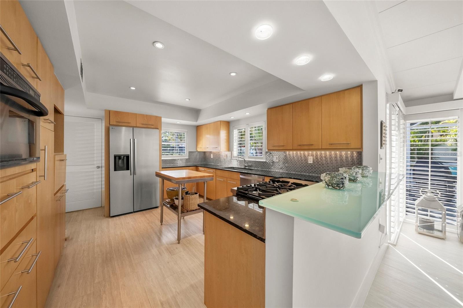 SHORELAND WOODS - Residential