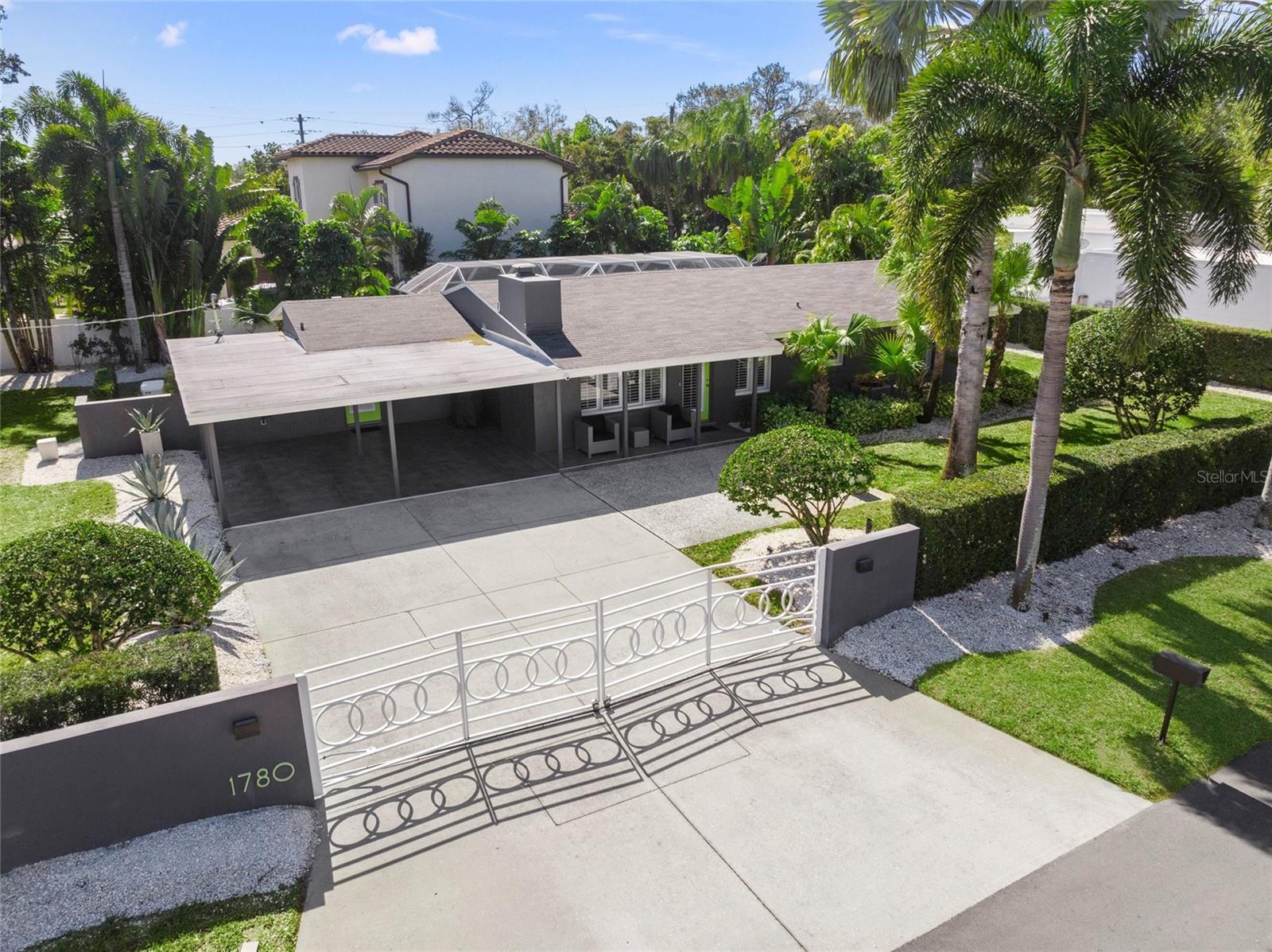 SHORELAND WOODS - Residential
