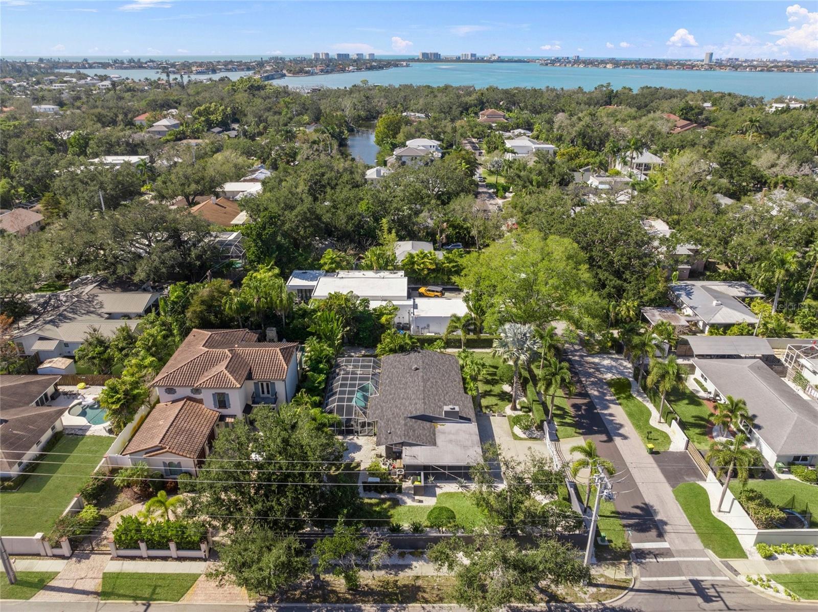 SHORELAND WOODS - Residential