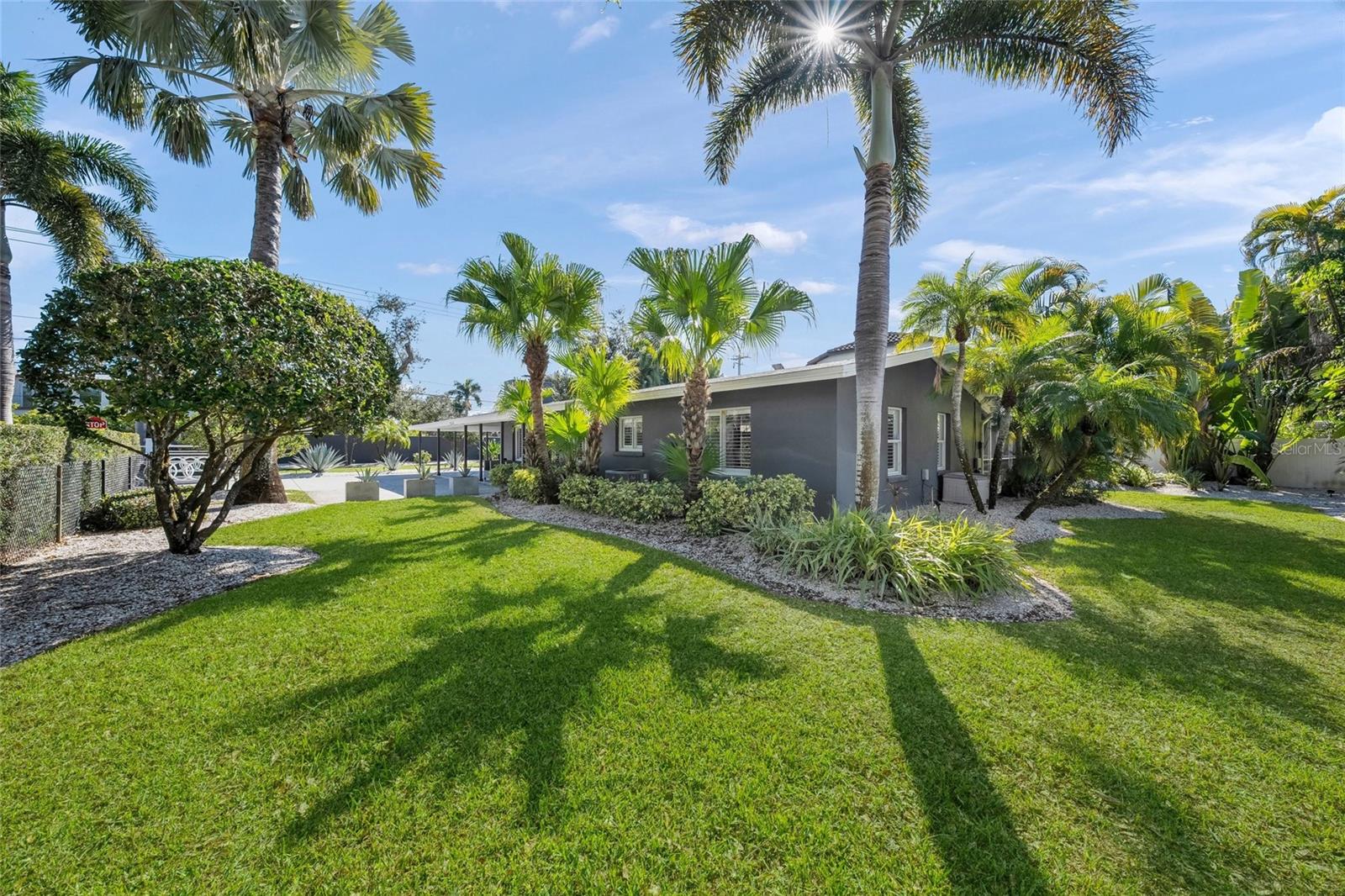 SHORELAND WOODS - Residential