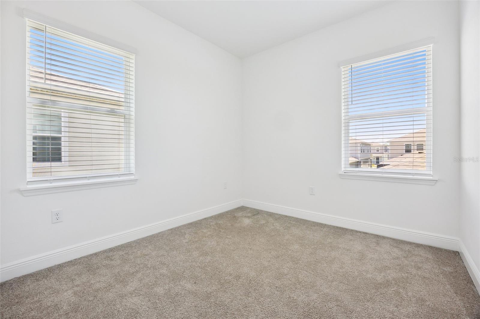 SERENADE AT OVATION - Residential Lease