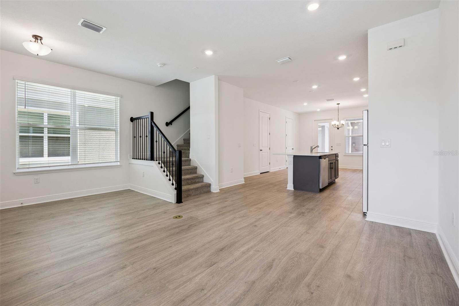 SERENADE AT OVATION - Residential Lease