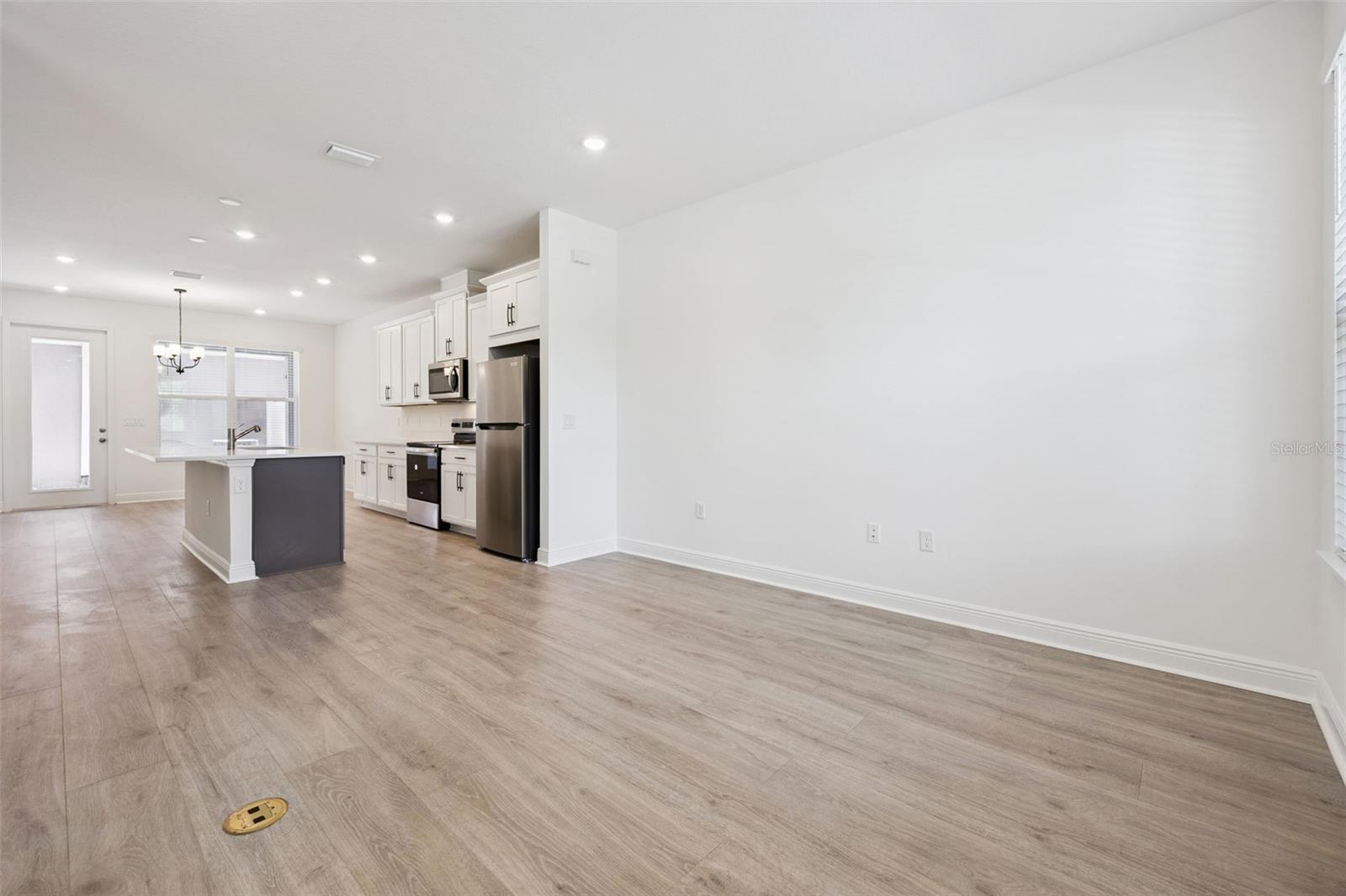SERENADE AT OVATION - Residential Lease