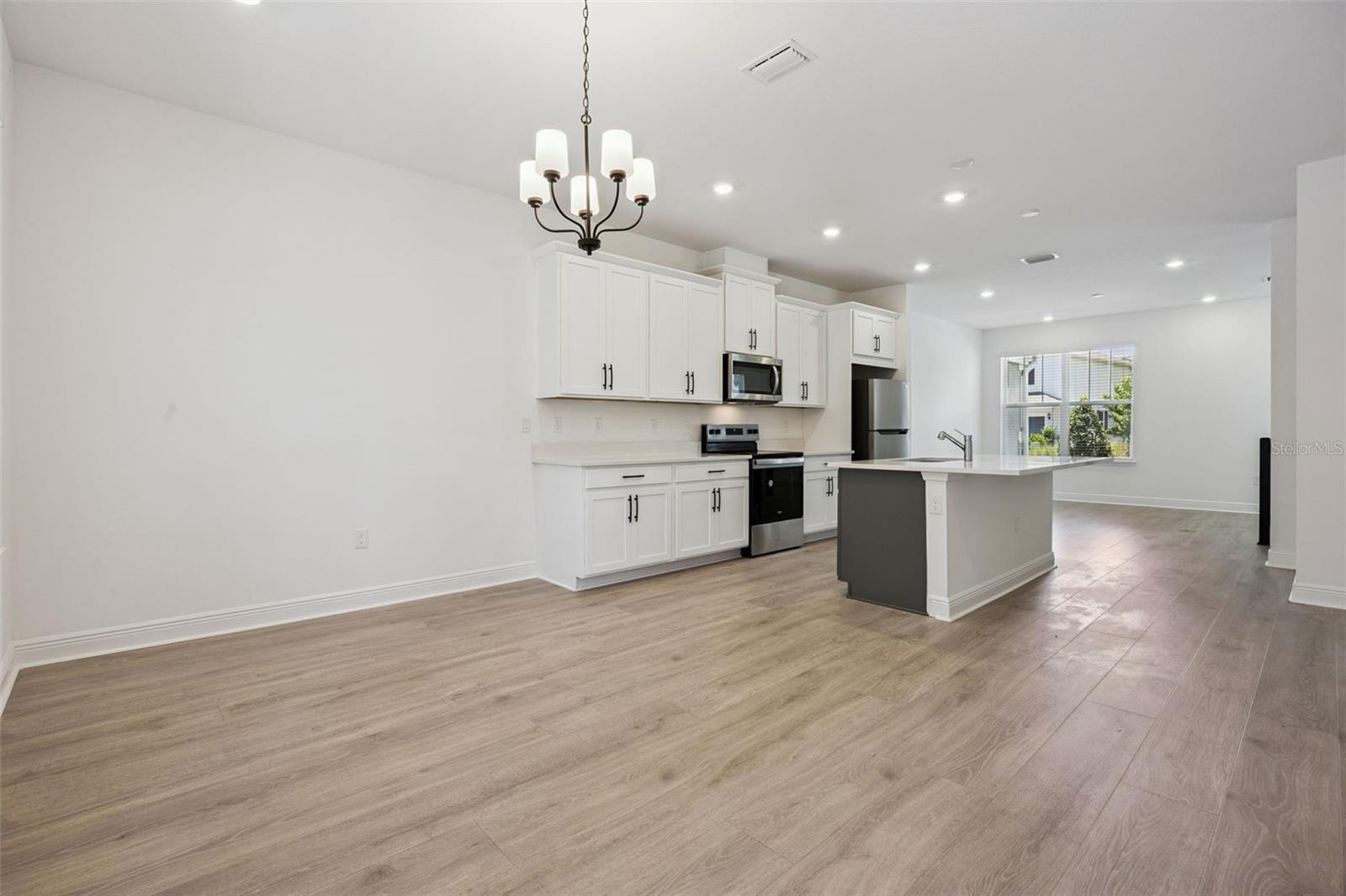 SERENADE AT OVATION - Residential Lease
