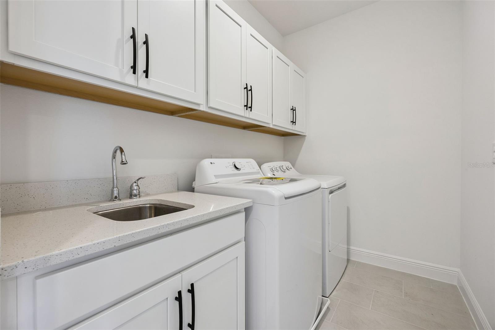 SERENADE AT OVATION - Residential Lease