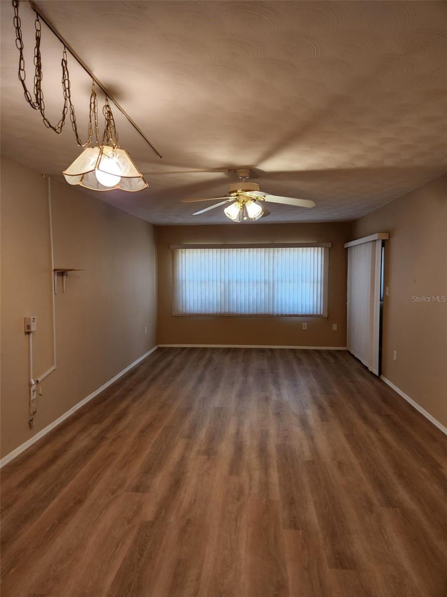 PLAZA VIEW - Residential Lease