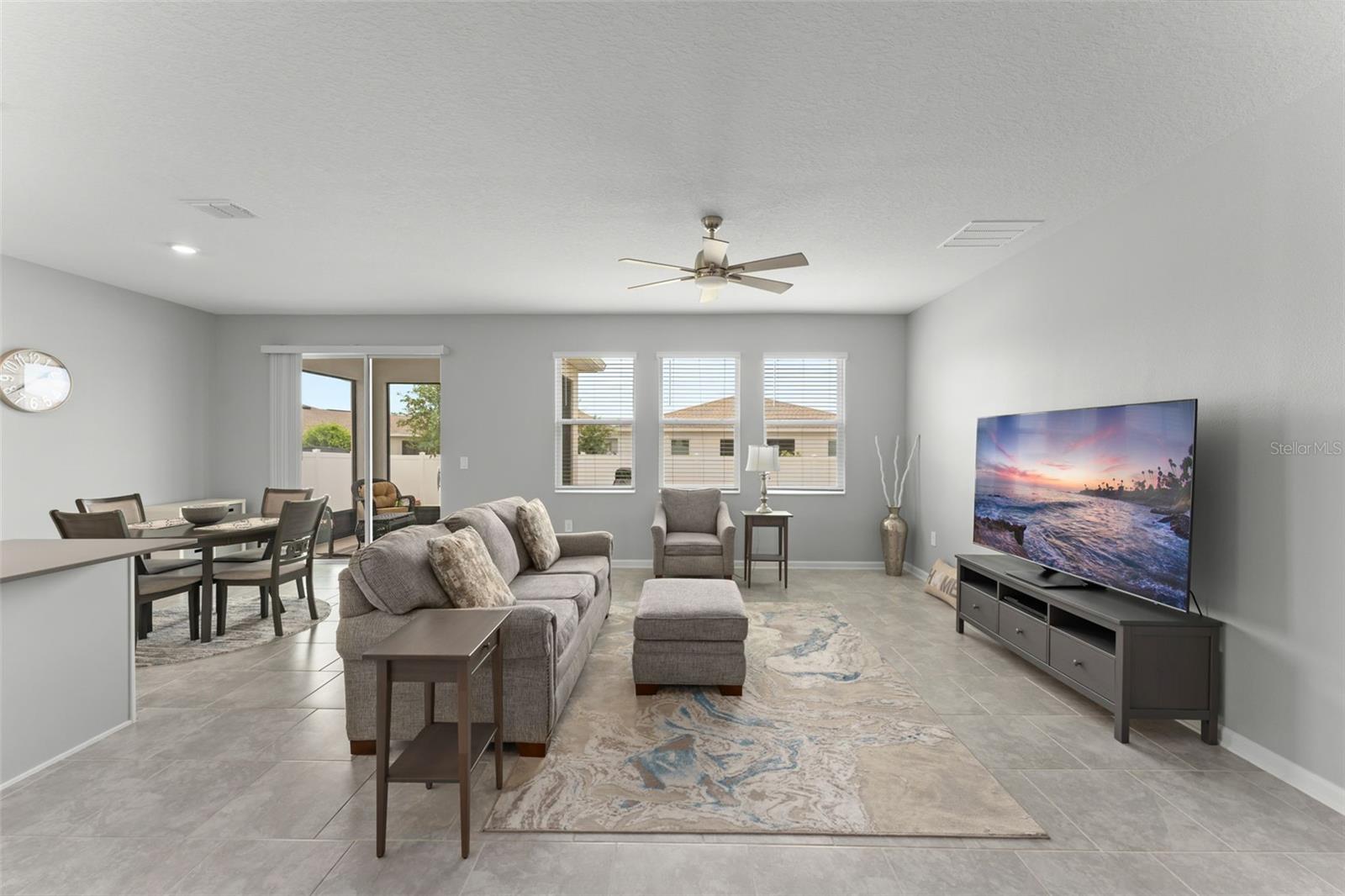 TRINITY LAKES PHASE 1 AND 2 PB - Residential