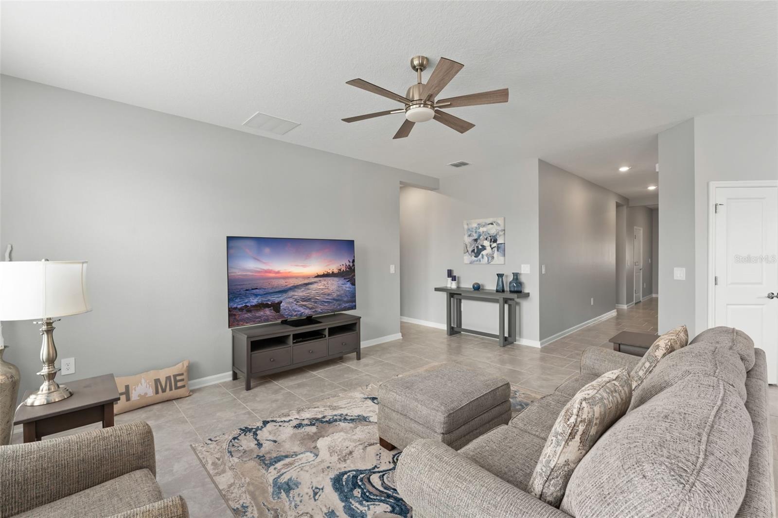 TRINITY LAKES PHASE 1 AND 2 PB - Residential