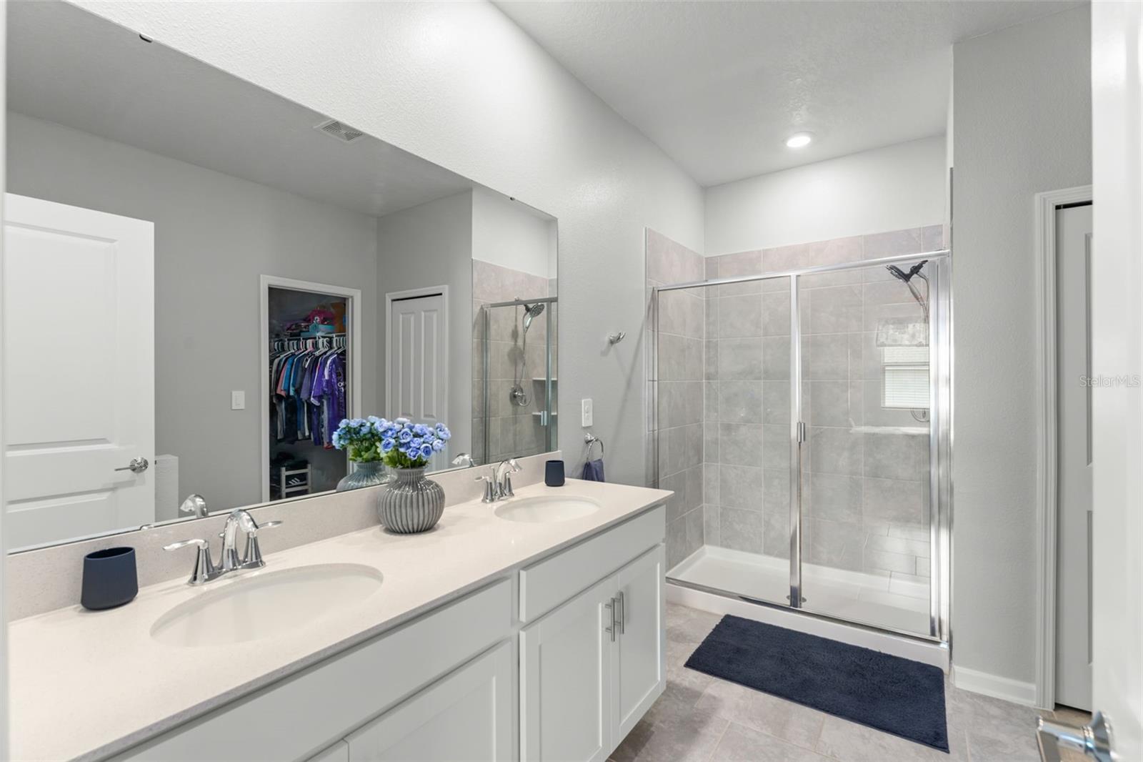 TRINITY LAKES PHASE 1 AND 2 PB - Residential