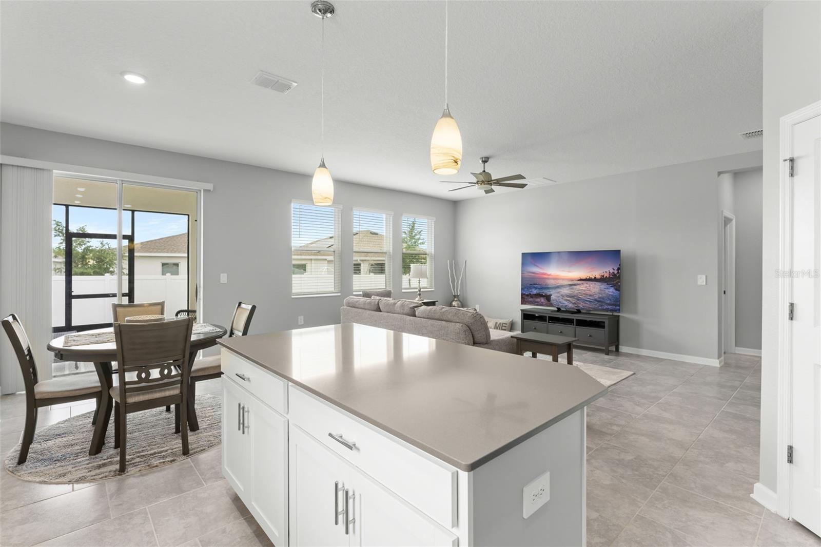 TRINITY LAKES PHASE 1 AND 2 PB - Residential