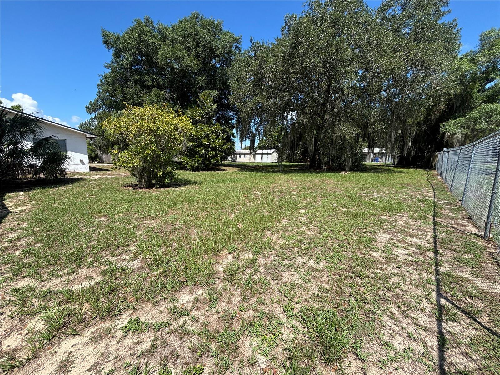 EAGLE LAKE - Residential