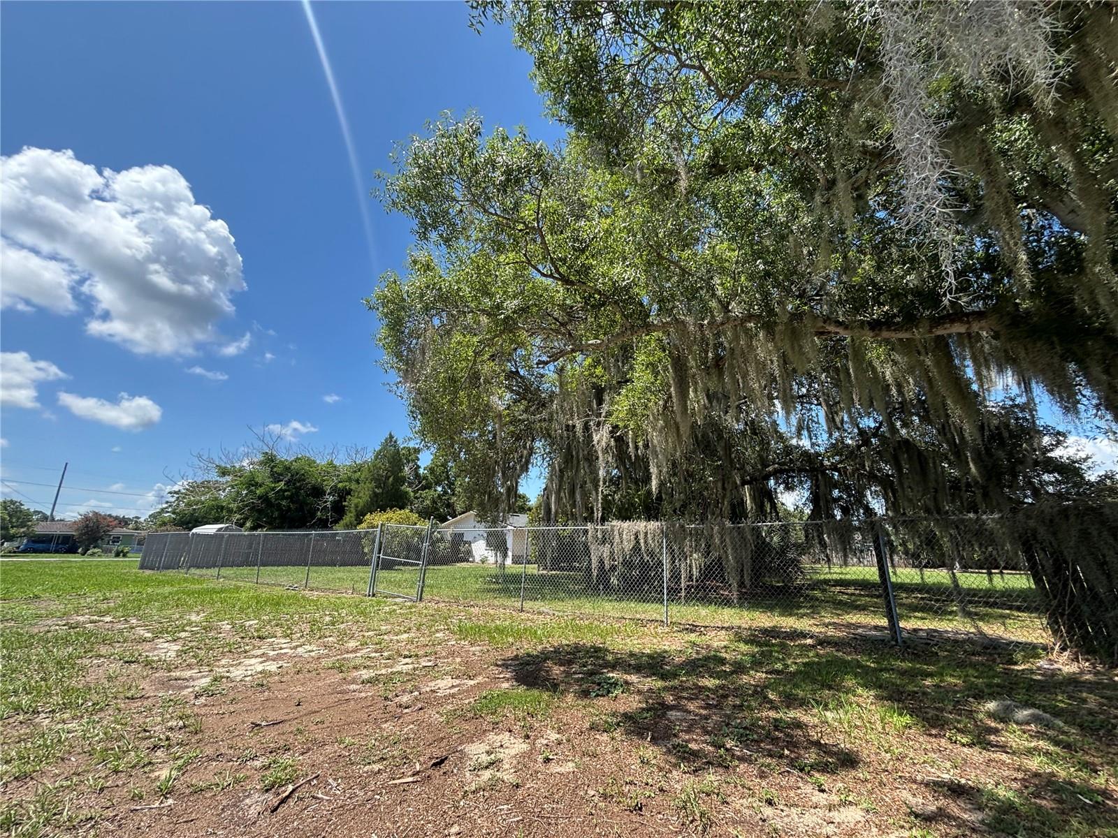 EAGLE LAKE - Residential
