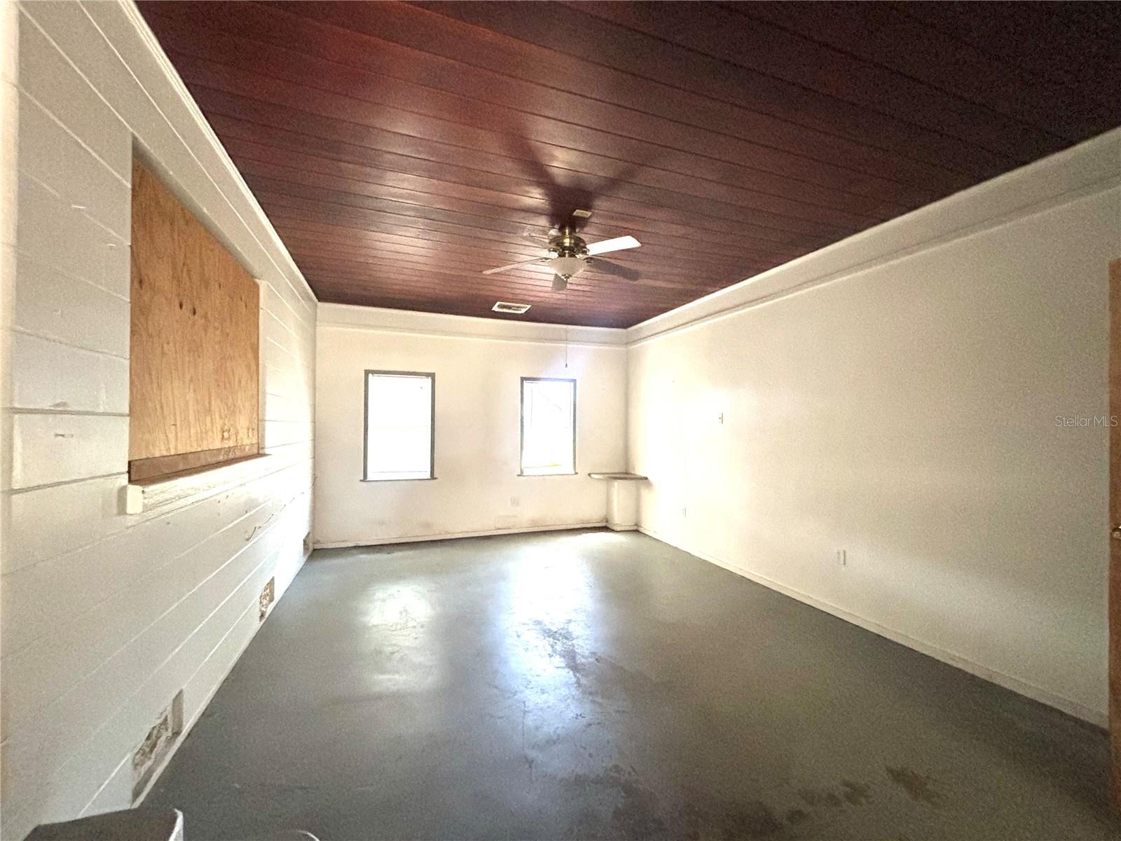 EAGLE LAKE - Residential