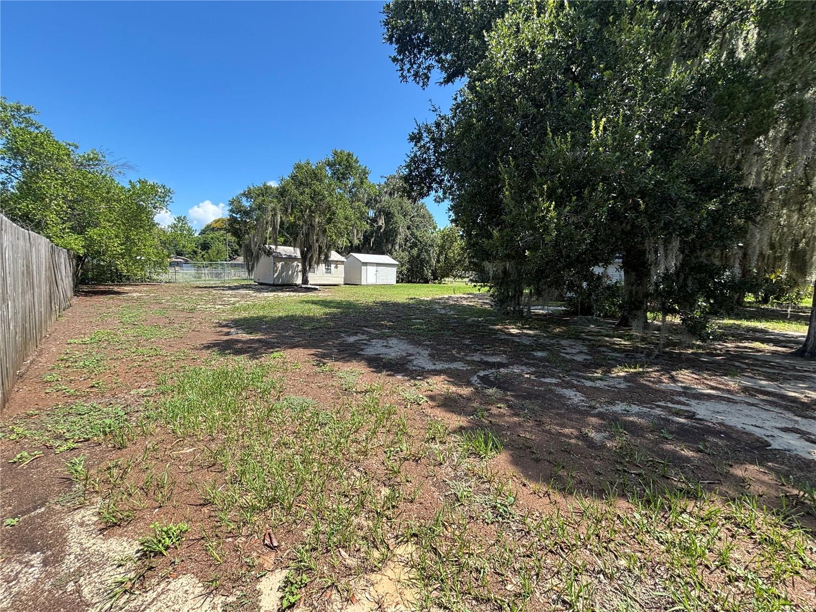 EAGLE LAKE - Residential