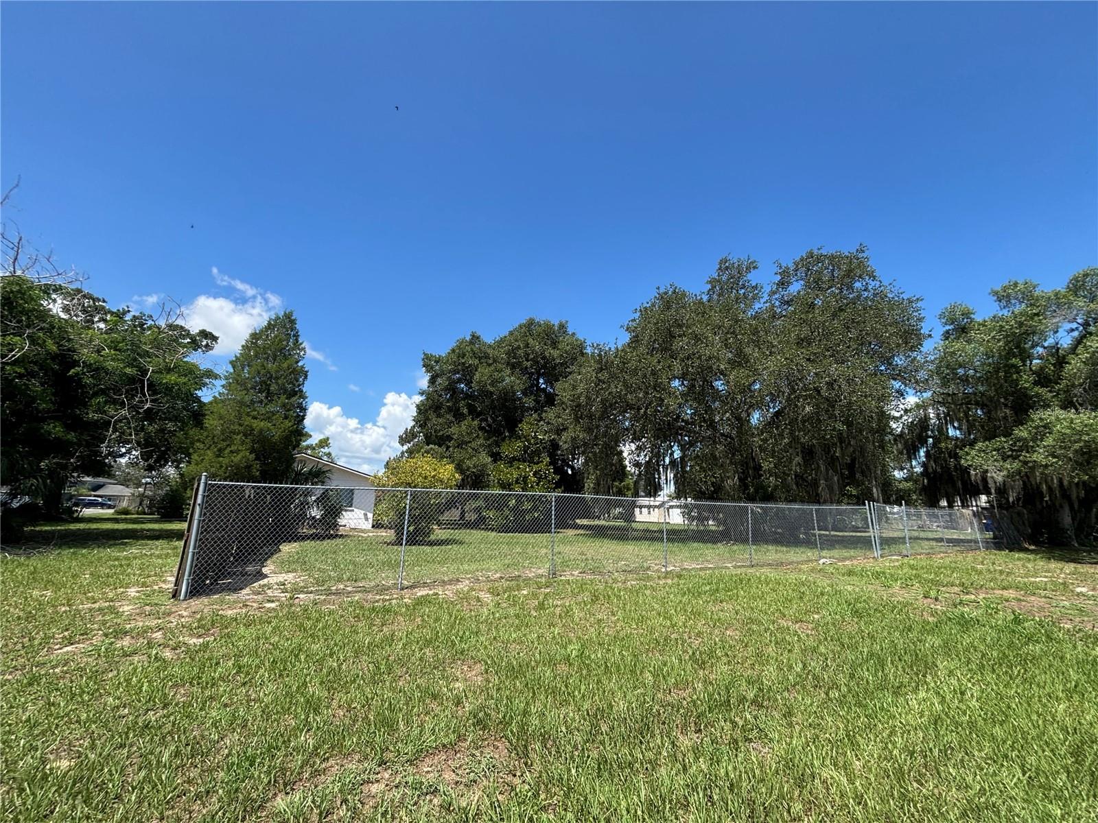 EAGLE LAKE - Residential