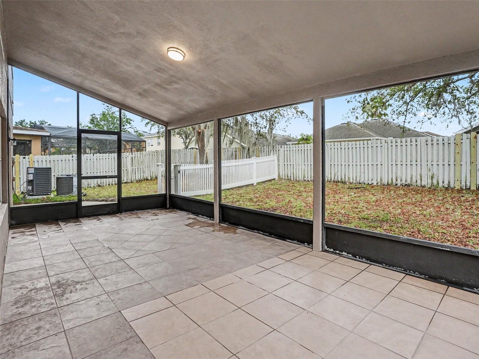 VISTA LAKES VLGS N-8 & N-9 - Residential