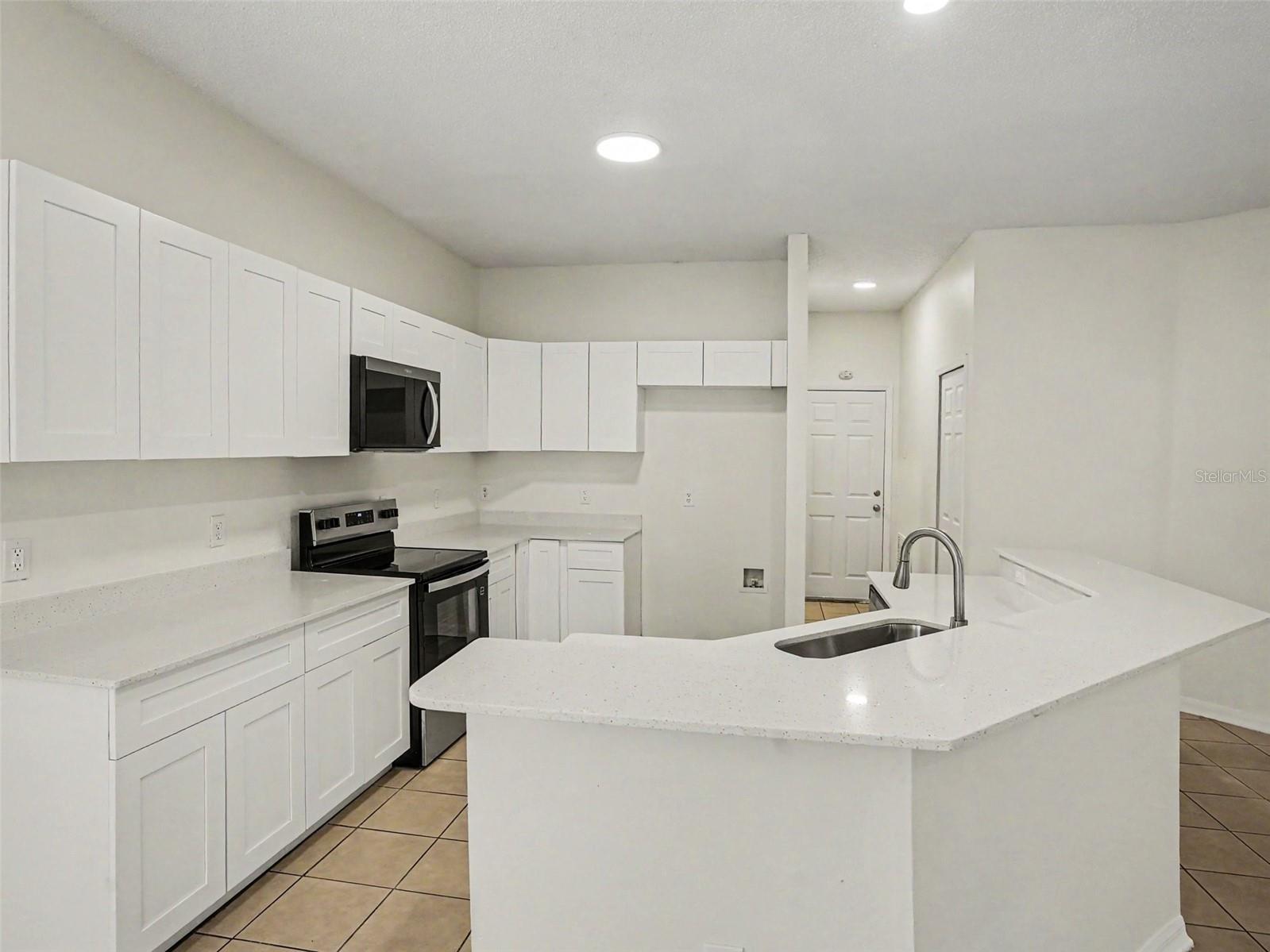 VISTA LAKES VLGS N-8 & N-9 - Residential