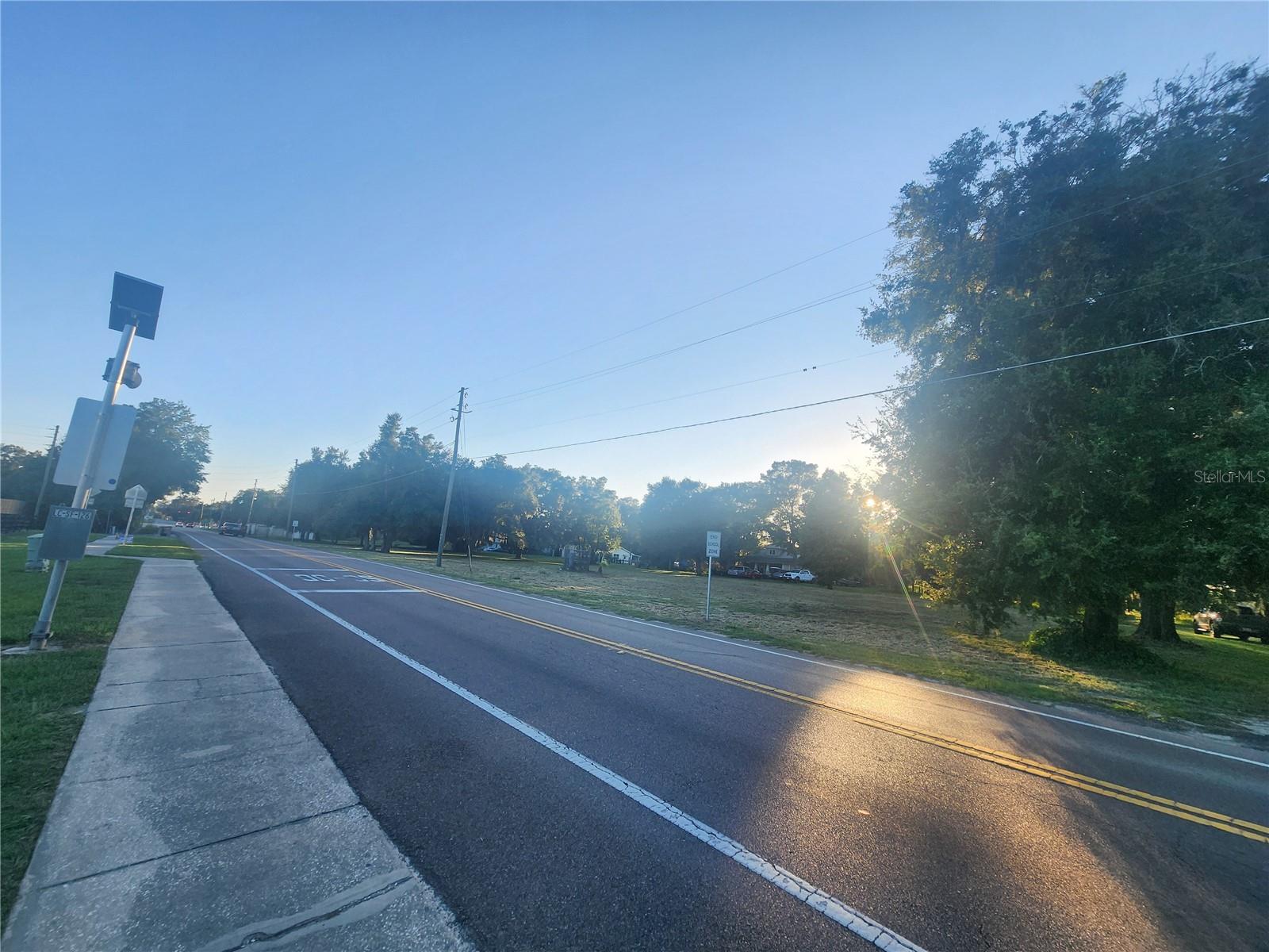 ATTENTION DEVELOPERS! LOCATION-LOCATION-LOCATION! Exceptional opportunity to invest in a prime vacant commercial lot. Strategic growing position on US Highway 19, offering high visibility, accessibility and high traffic, making it an ideal location for a wide range of commercial ventures. This lot is zoned CP. Great business building opportunity in a growing area on 1.32 fully cleared acres, with a water well installed.
Don't miss this unique opportunity to secure a lucrative investment in the thriving commercial landscape of 'Altoona'.