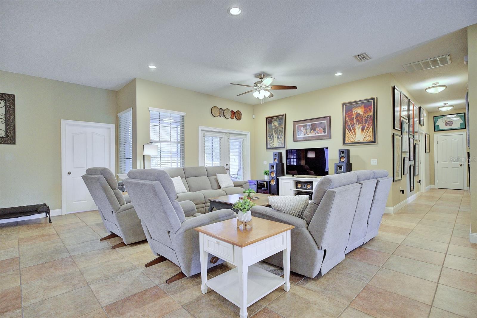 HIGHLAND HILLS SOUTH - Residential