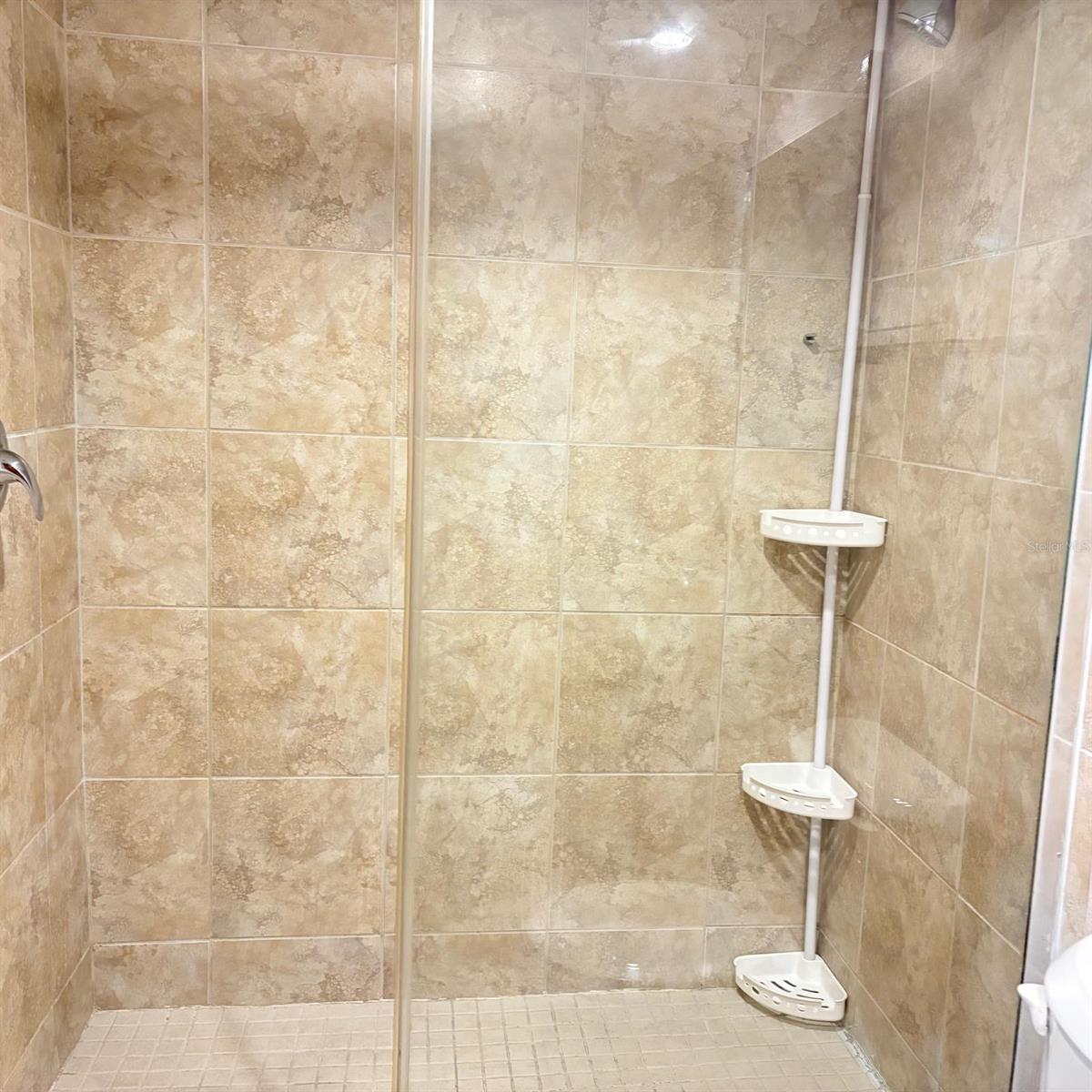 LAKESIDE CROSSING CONDO - Residential