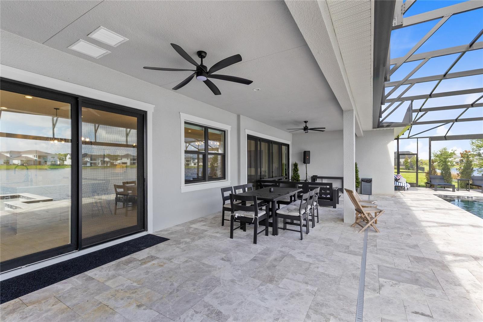 LAUREL POINTE - Residential Lease