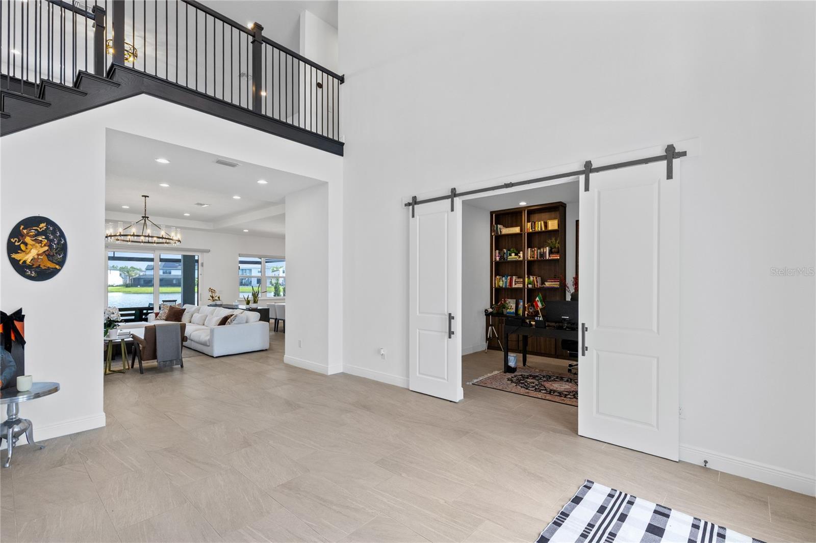 LAUREL POINTE - Residential Lease