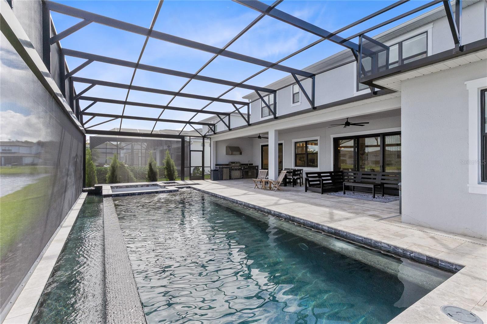LAUREL POINTE - Residential Lease