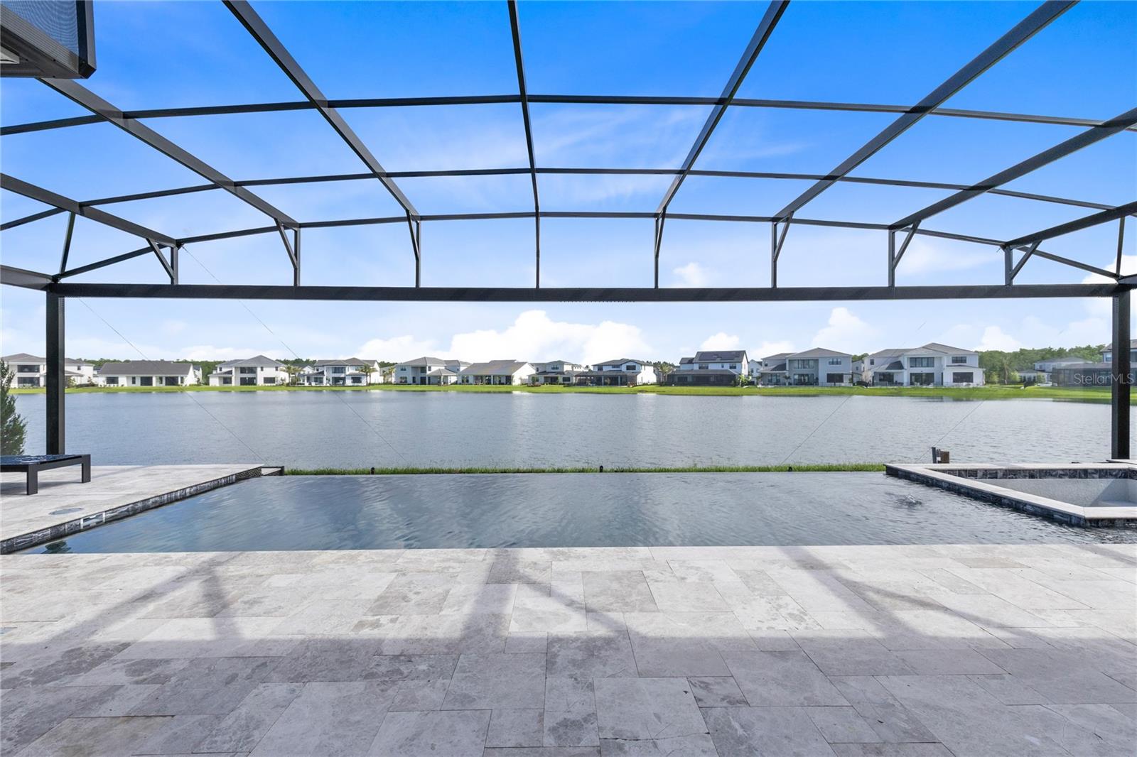 LAUREL POINTE - Residential Lease