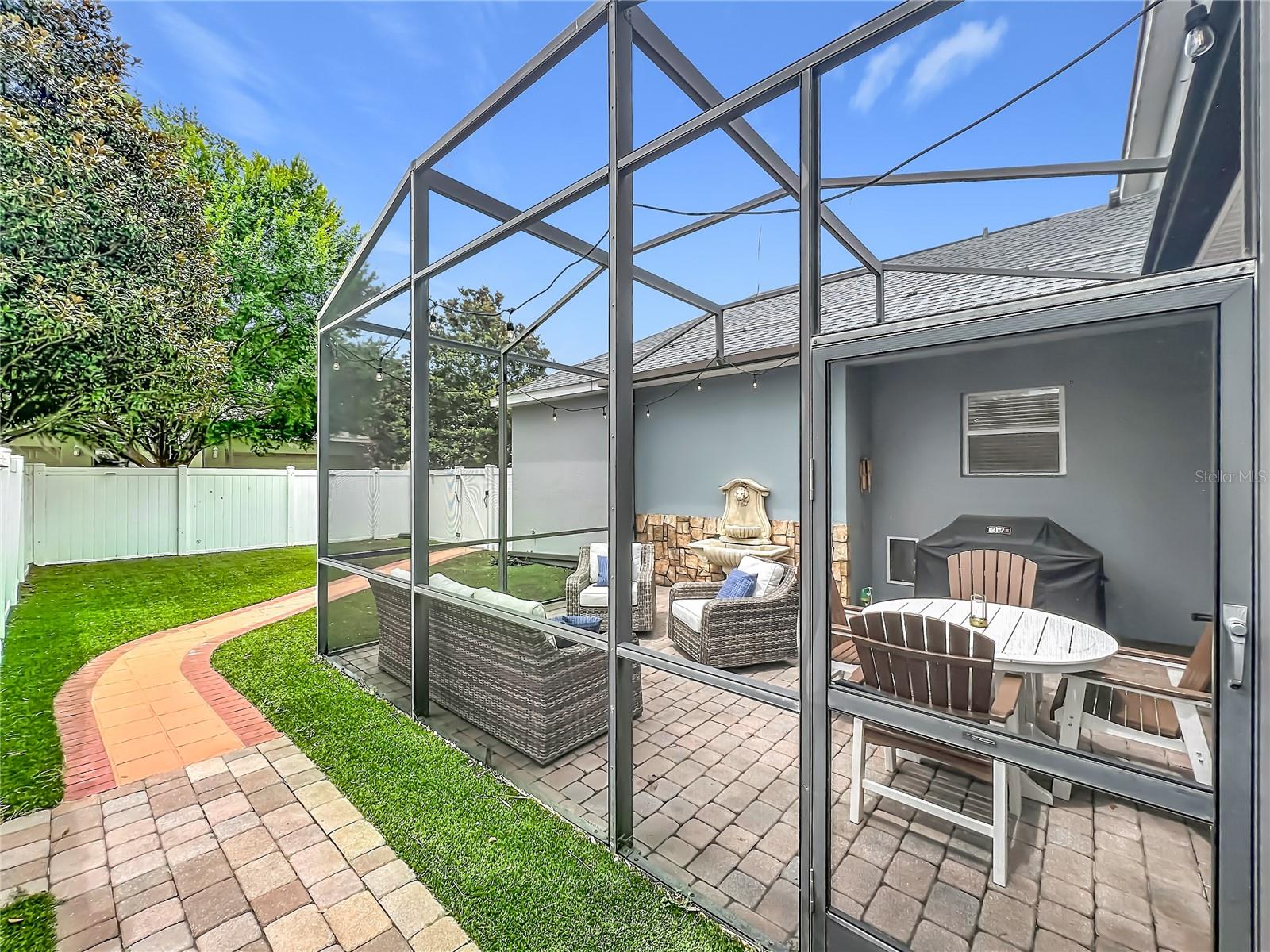 PRESTON SQUARE - Residential