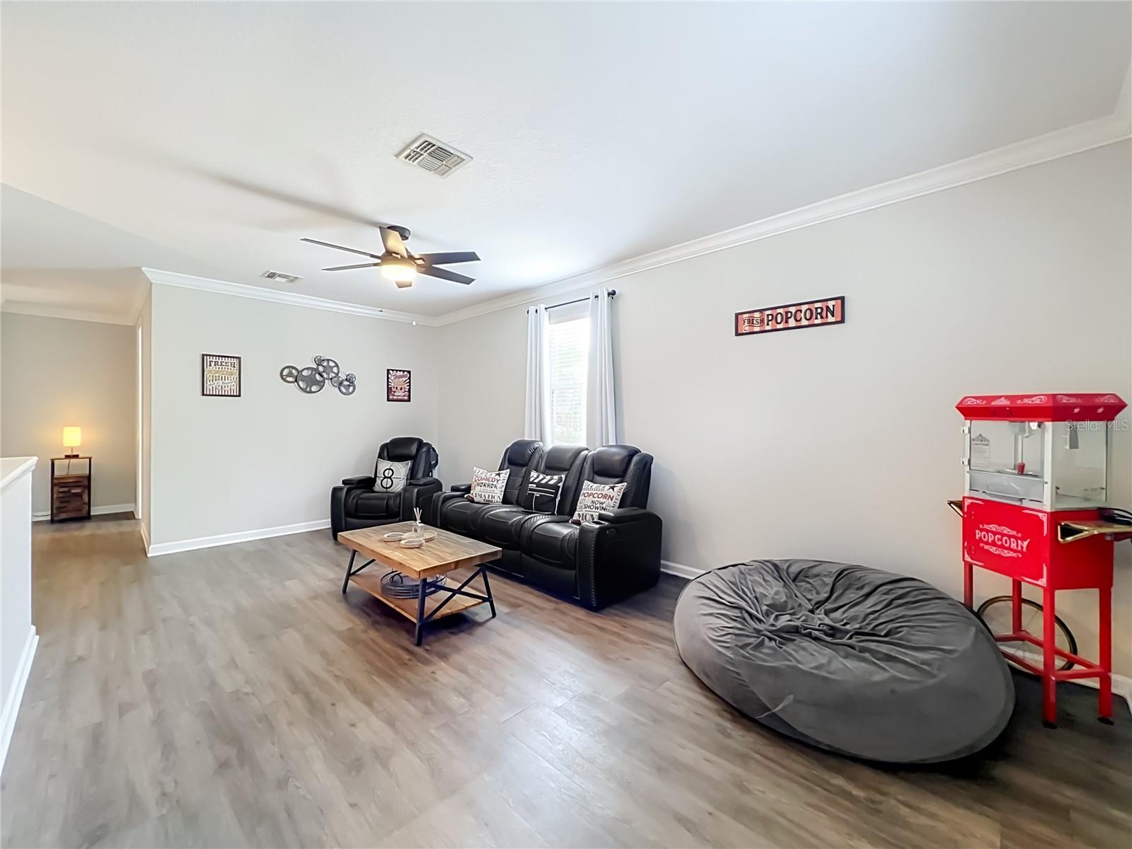 PRESTON SQUARE - Residential