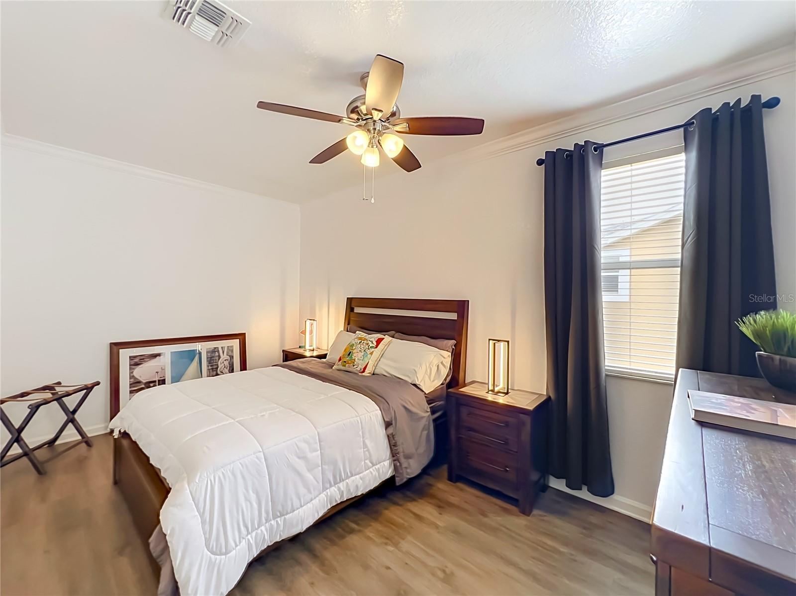 PRESTON SQUARE - Residential
