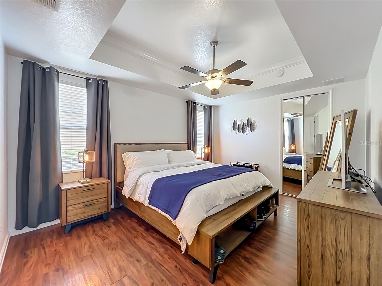 PRESTON SQUARE - Residential