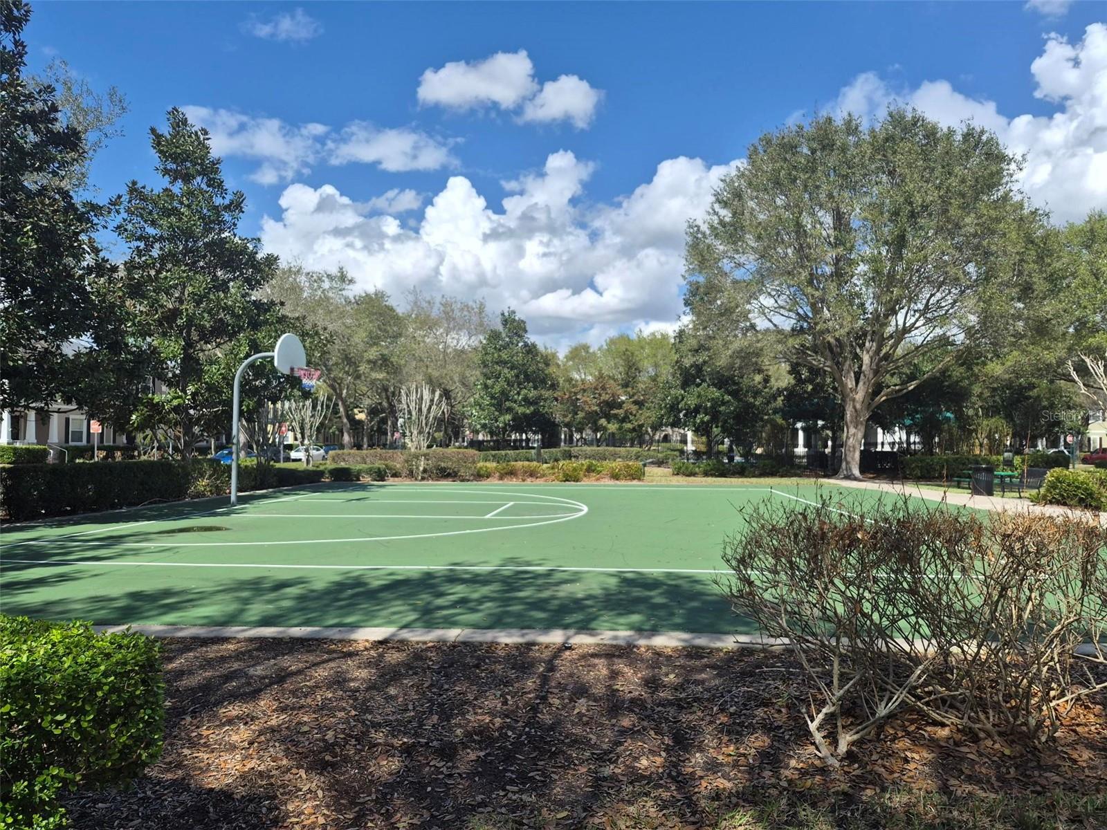 PRESTON SQUARE - Residential