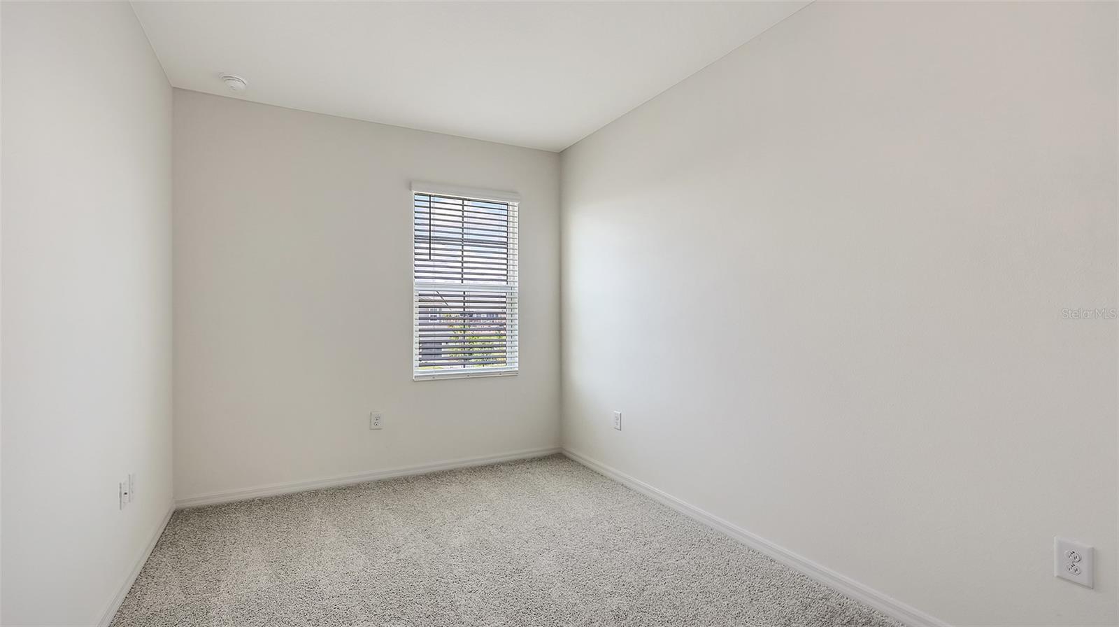 PALM GROVE AT LAKEWOOD RANCH - Residential