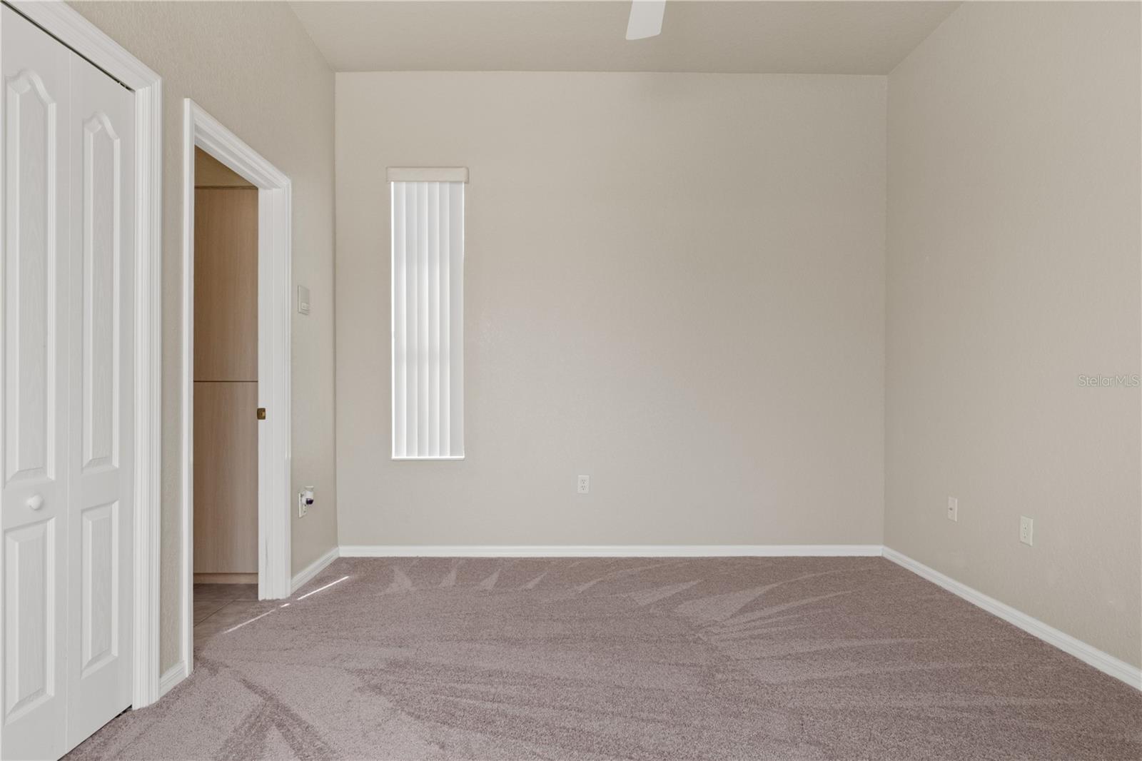 OAKS THE - Residential