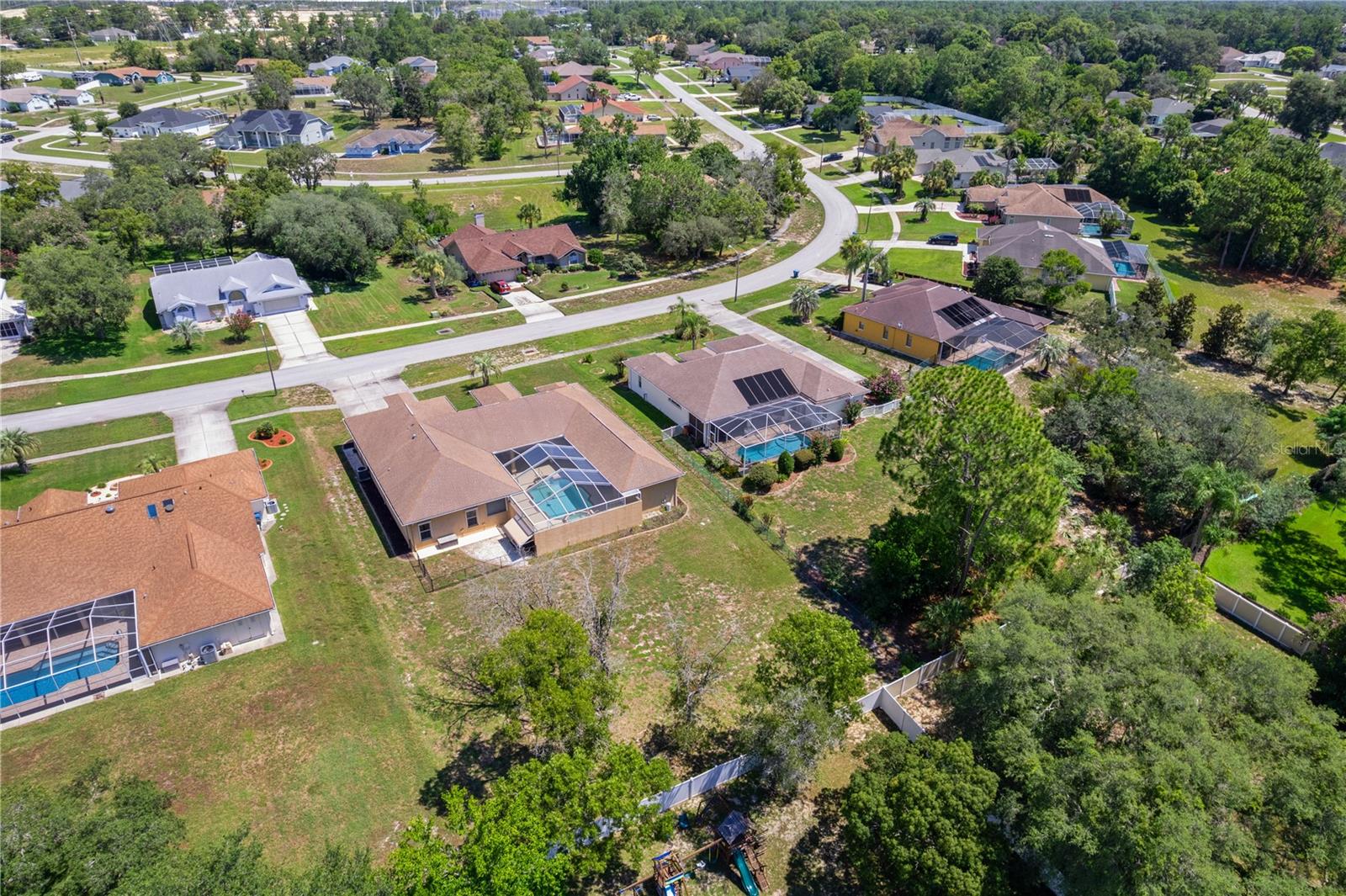 OAKS THE - Residential