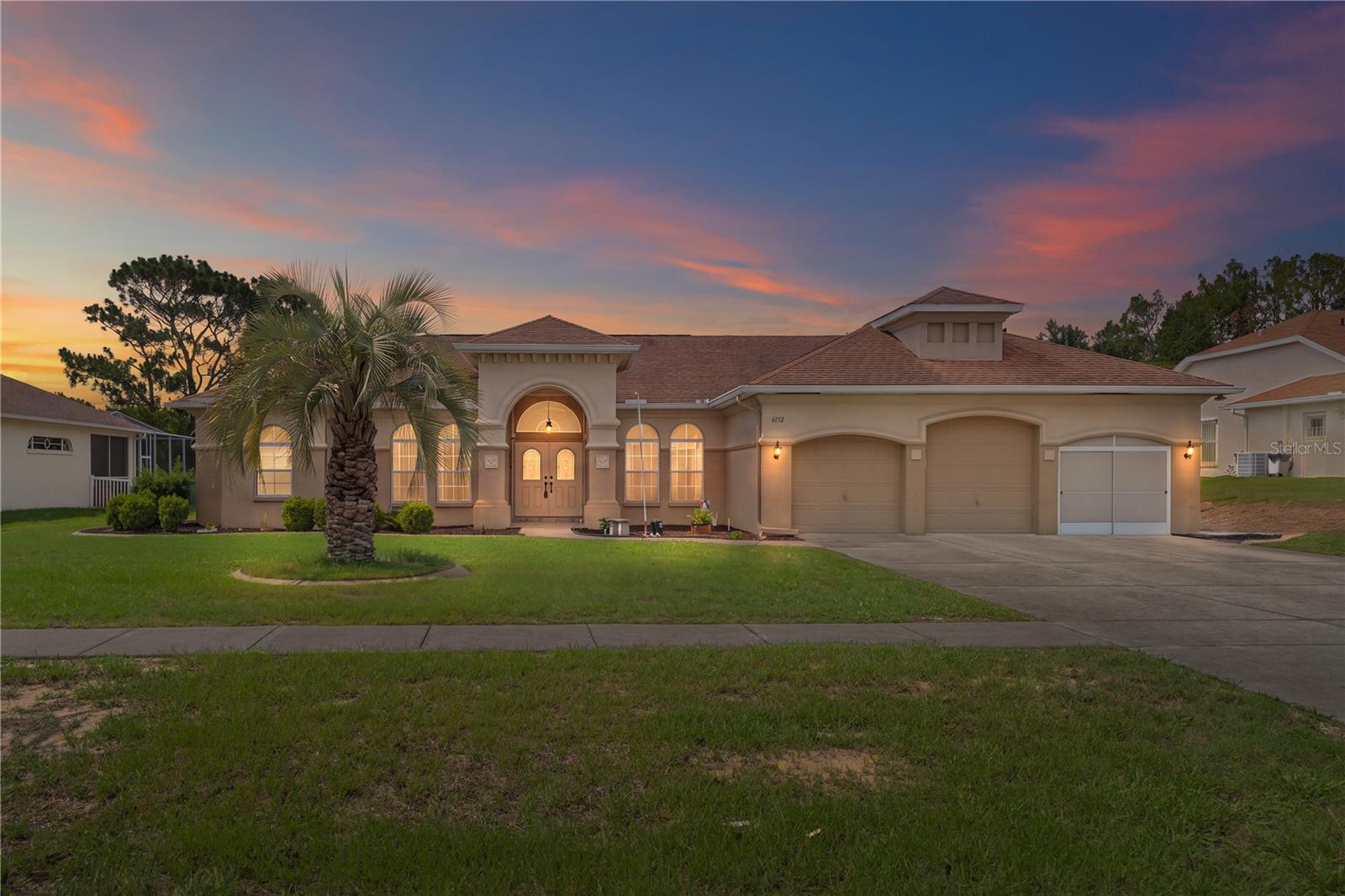OAKS THE - Residential