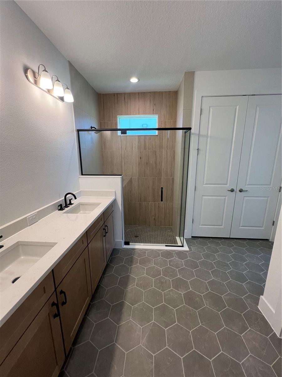 BRONSON PEAK - Residential