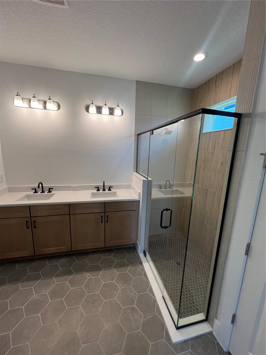 BRONSON PEAK - Residential