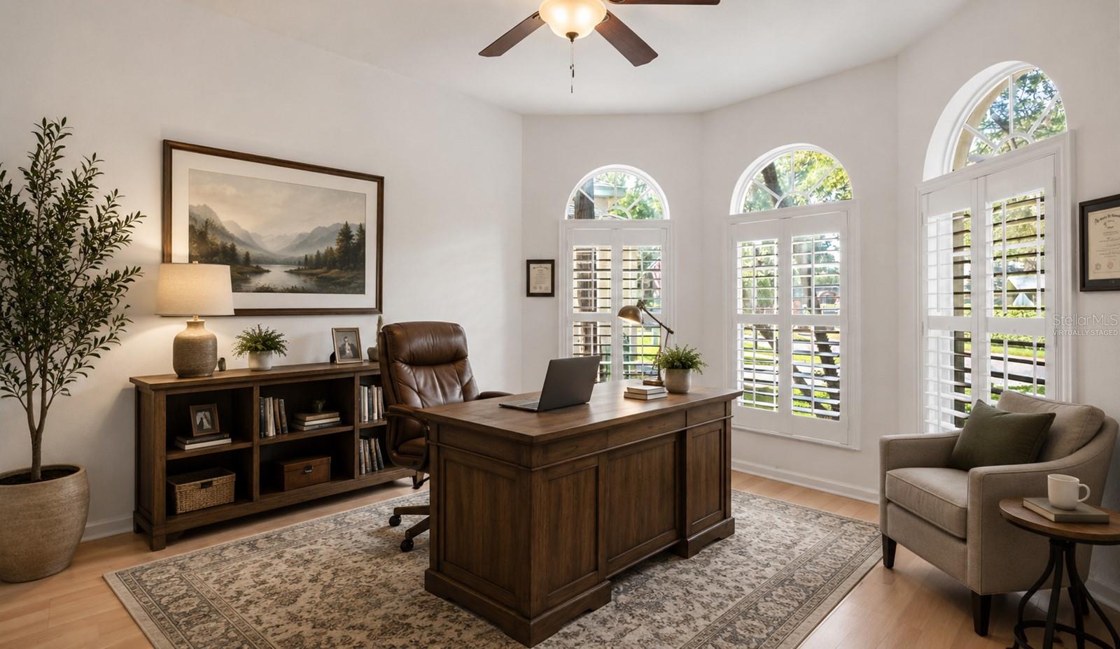LAKE GRIFFIN ESTATES - Residential