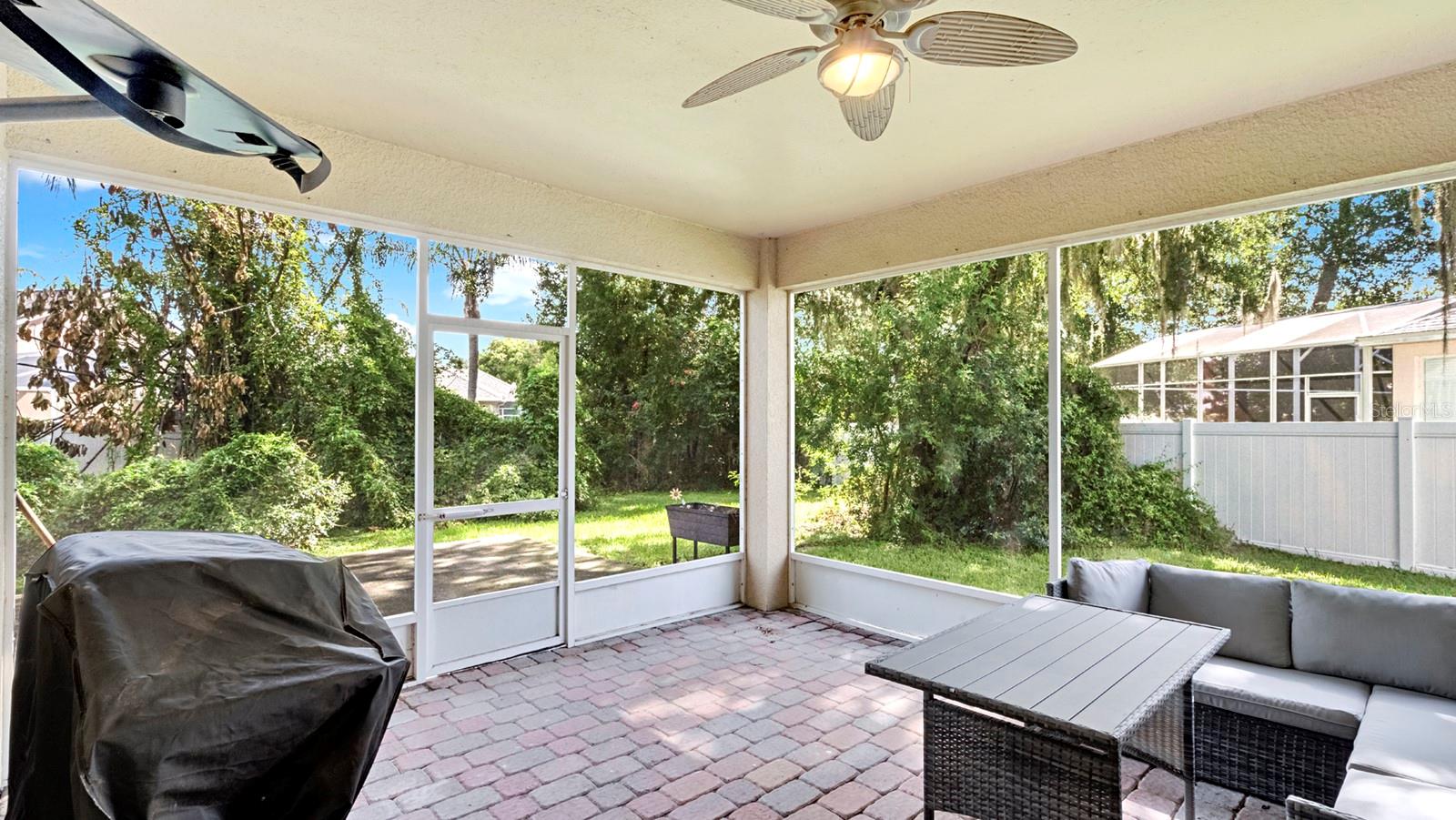 LAKE GRIFFIN ESTATES - Residential