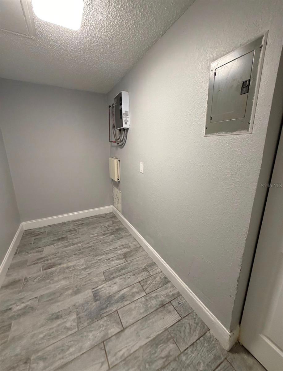 UNPLATTED - Residential Lease
