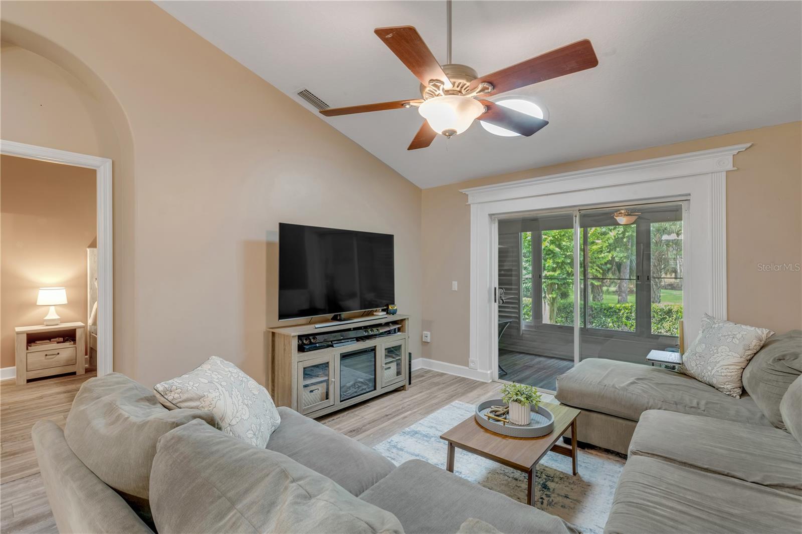 GOLF VILLAS CYPRESS HEAD LTS 01 74 INC PRCL 633 - Residential